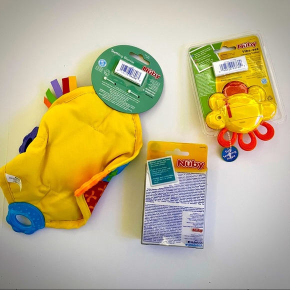 Nuby Baby Teething Bundle of 3- Teething Blanket, Vibe-eez, Mitten NEW!!! - Picture 2 of 5